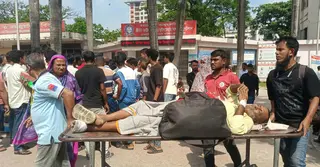 ৫ দফা দাবিতে রামেক হাসপাতালে ইন্টার্ন চিকিৎসকদের কর্মবিরতি